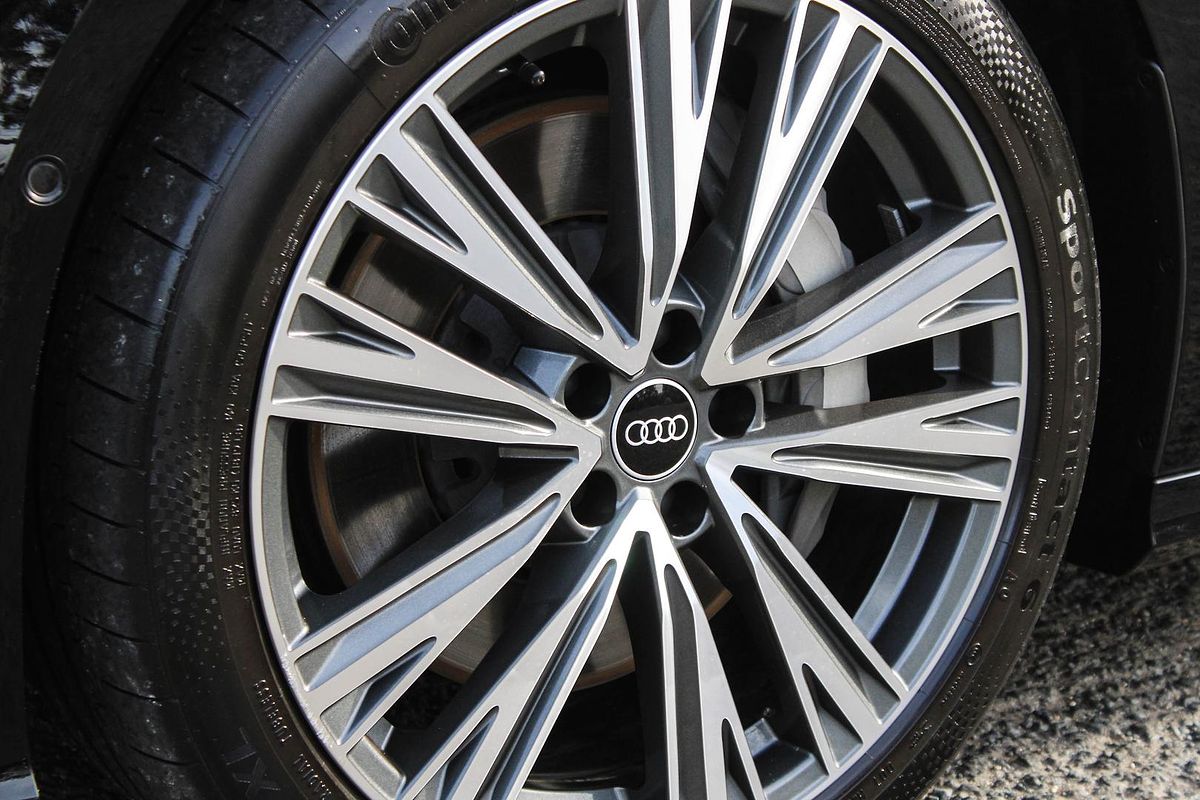 2021 Audi A6 55 TFSI S line C8