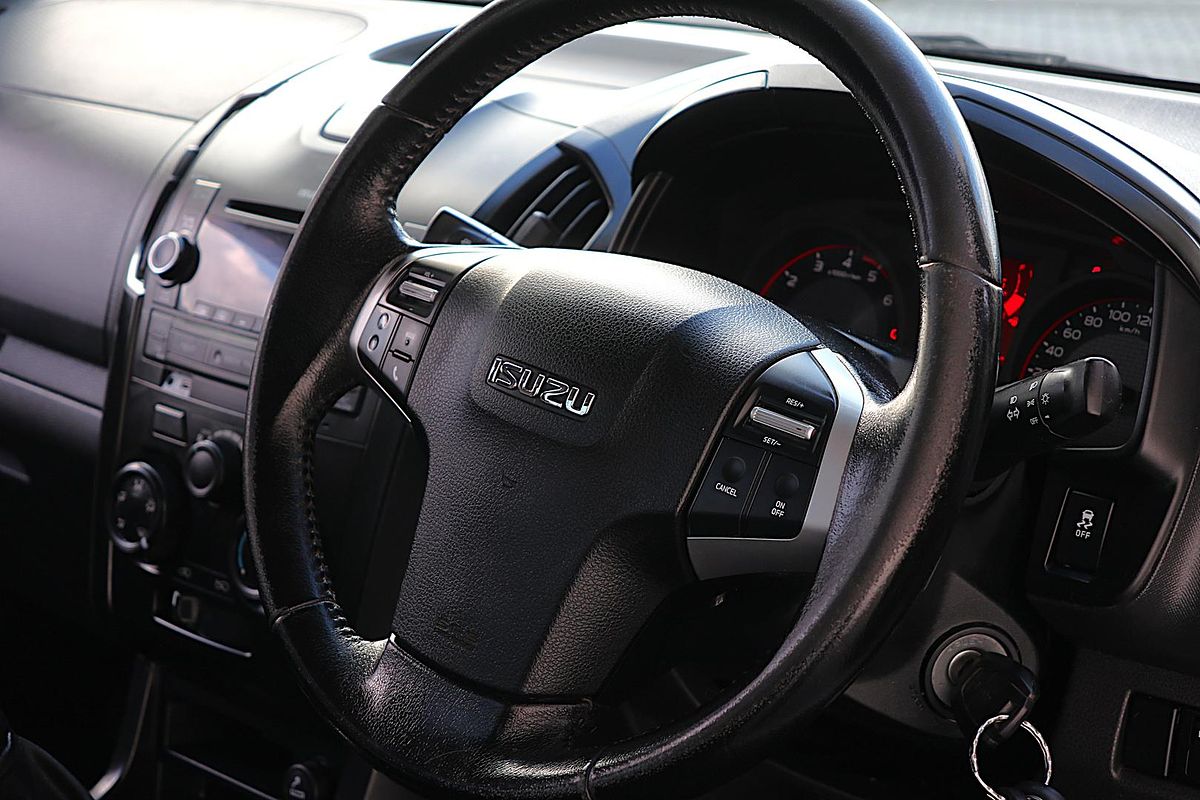 2016 Isuzu D-MAX SX 4X4