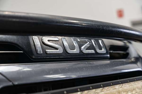 2020 Isuzu MU-X LS-M