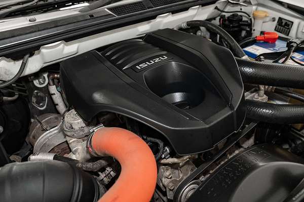 2020 Isuzu MU-X LS-M