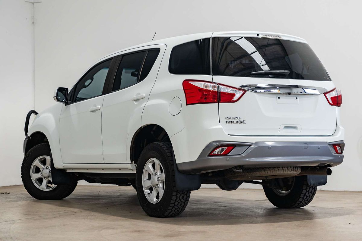 2020 Isuzu MU-X LS-M