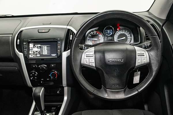 2020 Isuzu MU-X LS-M