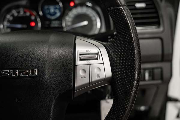 2020 Isuzu MU-X LS-M
