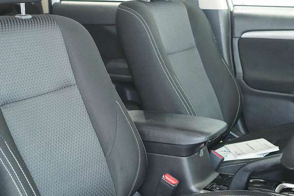 2017 Mitsubishi Outlander LS Safety Pack ZK