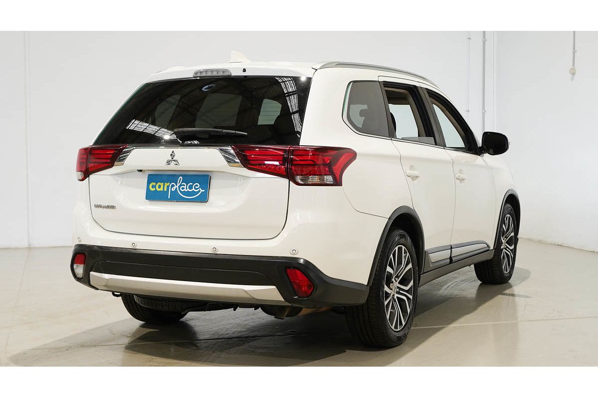 2017 Mitsubishi Outlander LS Safety Pack ZK