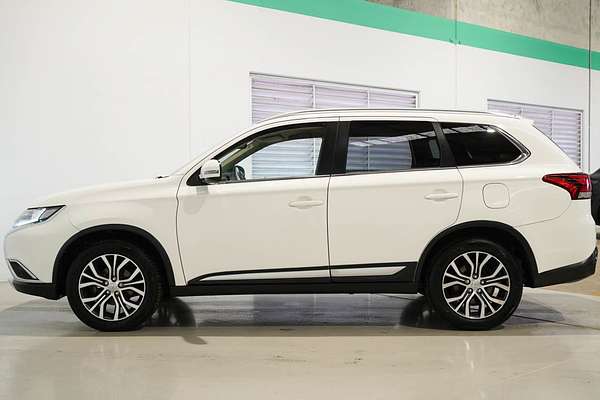 2017 Mitsubishi Outlander LS Safety Pack ZK