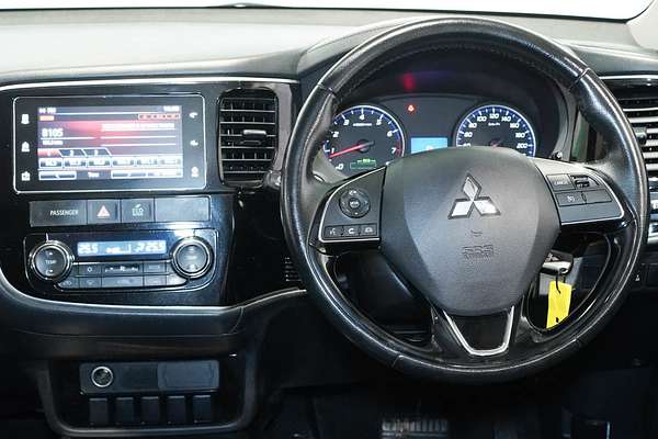 2017 Mitsubishi Outlander LS Safety Pack ZK