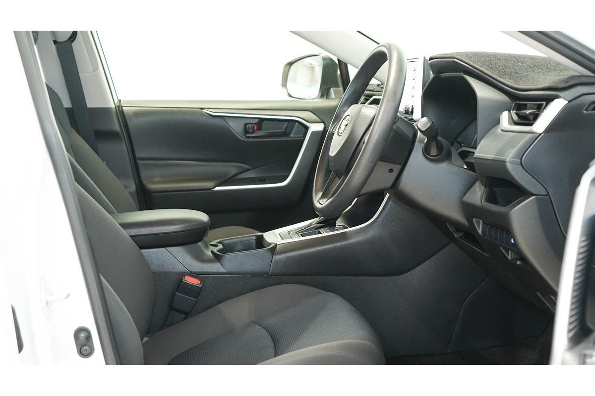 2020 Toyota RAV4 GX AXAH52R