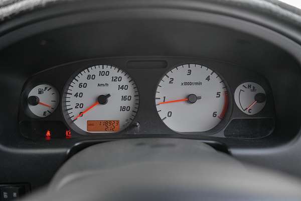 2013 Nissan Navara ST-R D22 4X4