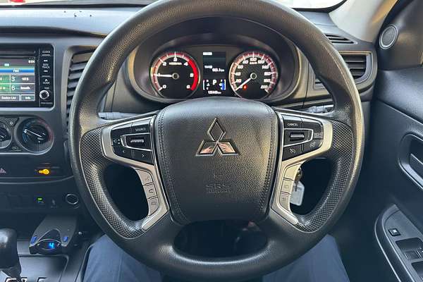 2020 Mitsubishi Triton GLX ADAS MR 4X4