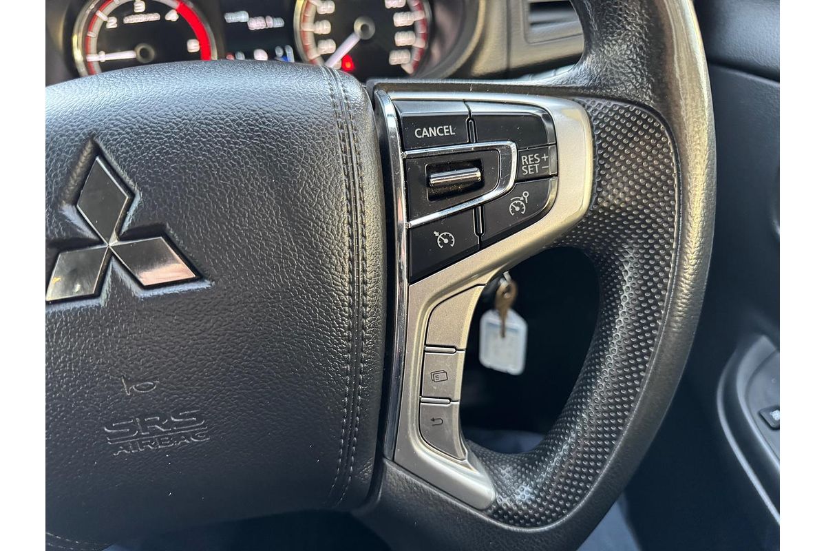 2020 Mitsubishi Triton GLX ADAS MR 4X4