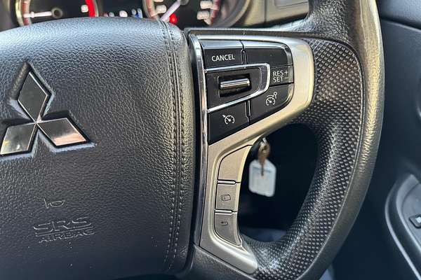2020 Mitsubishi Triton GLX ADAS MR 4X4