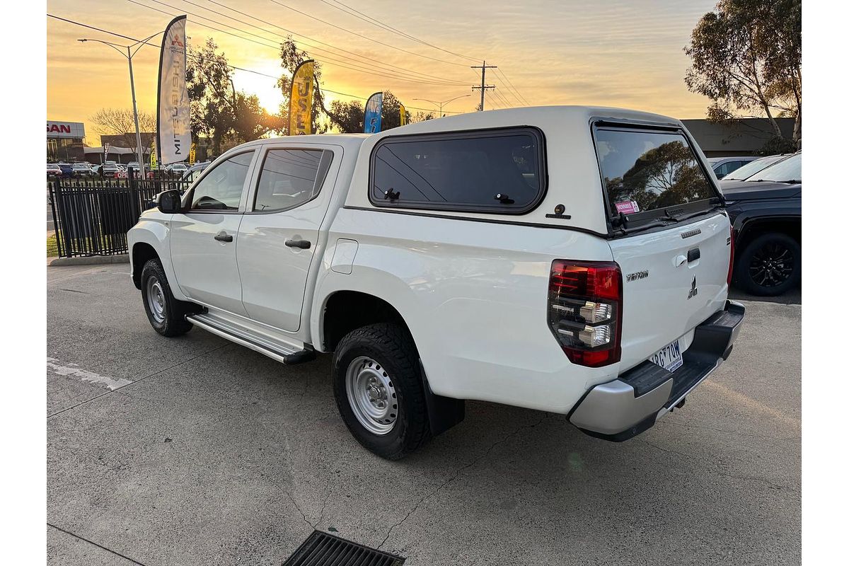 2020 Mitsubishi Triton GLX ADAS MR 4X4