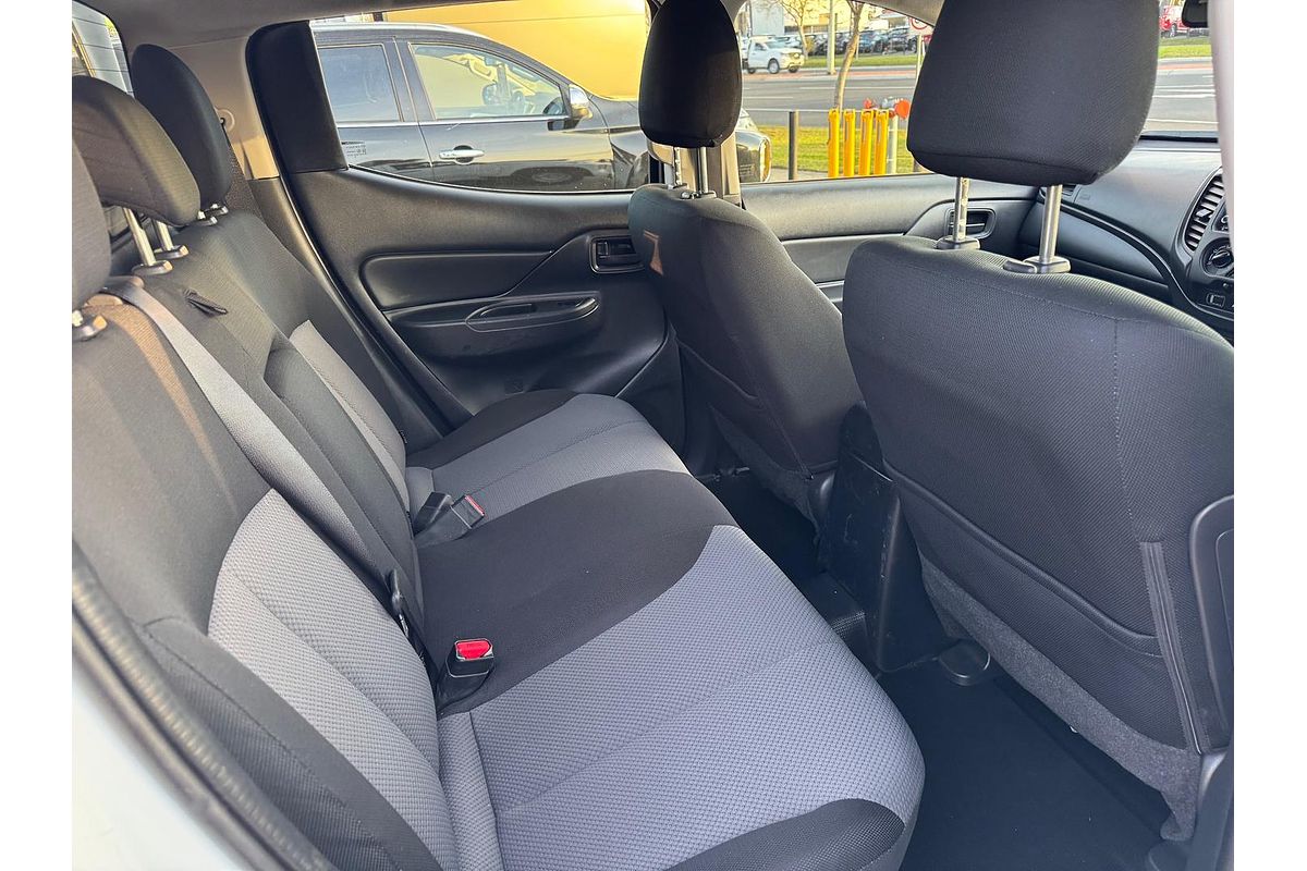 2020 Mitsubishi Triton GLX ADAS MR 4X4