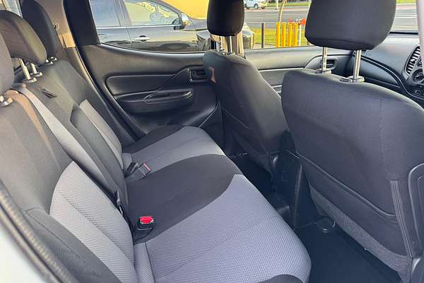 2020 Mitsubishi Triton GLX ADAS MR 4X4