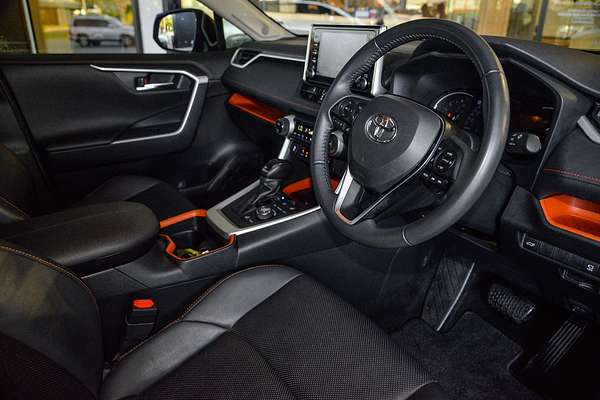 2020 Toyota RAV4 Edge AXAA54R