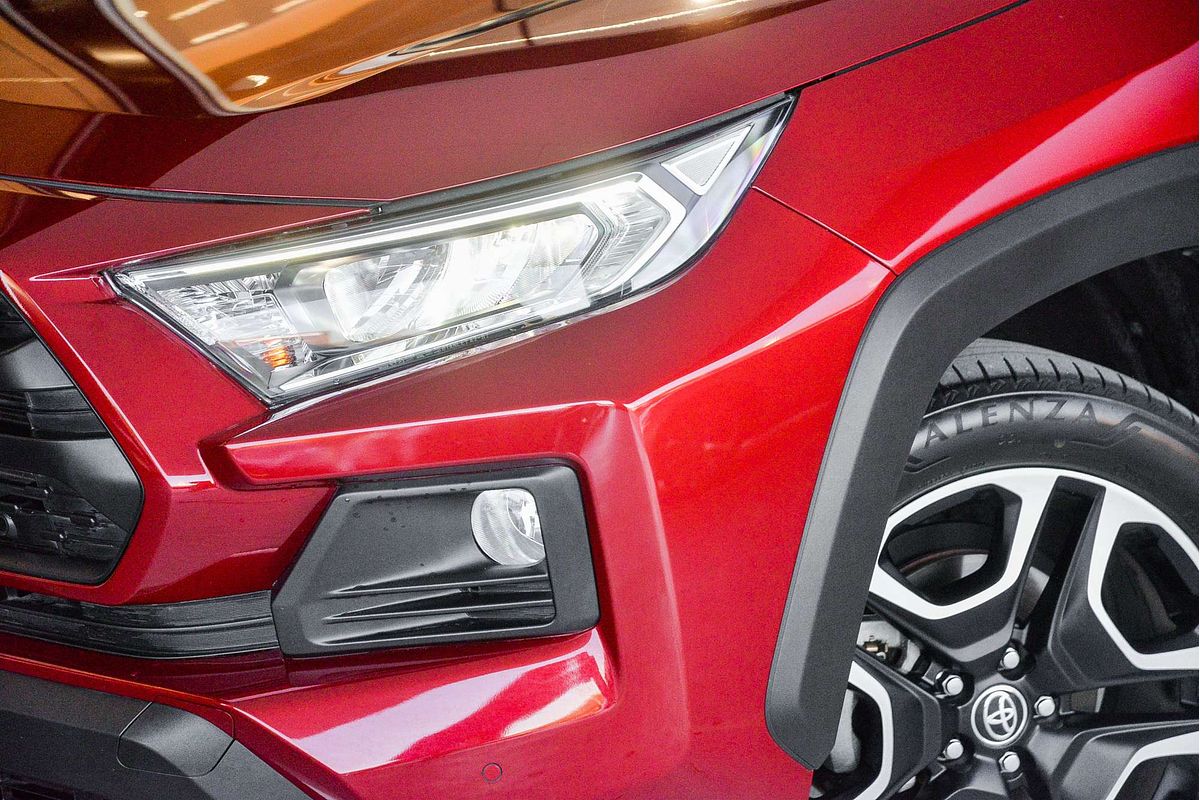 2020 Toyota RAV4 Edge AXAA54R