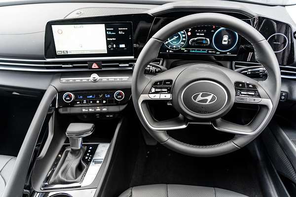 2025 Hyundai i30 Elite Hybrid CN7.V2