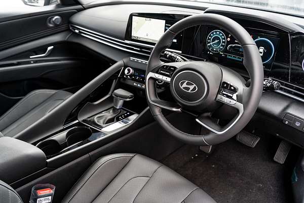 2025 Hyundai i30 Elite Hybrid CN7.V2