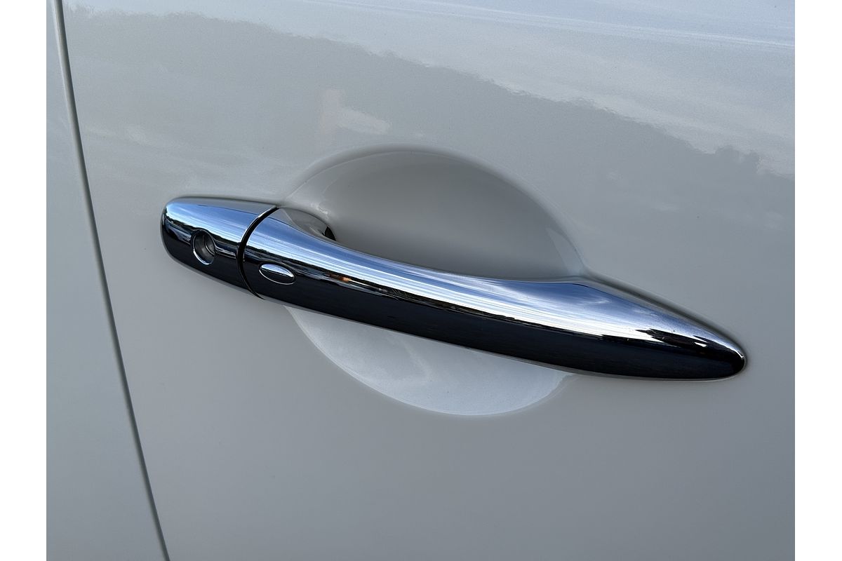 2019 Nissan Patrol Ti Y62 Series 4