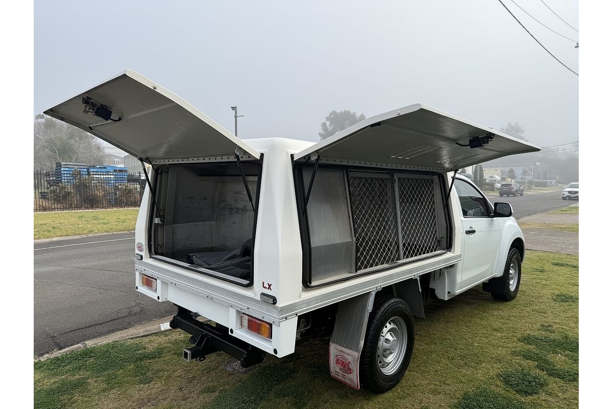2019 Isuzu D-MAX SX High Ride Rear Wheel Drive