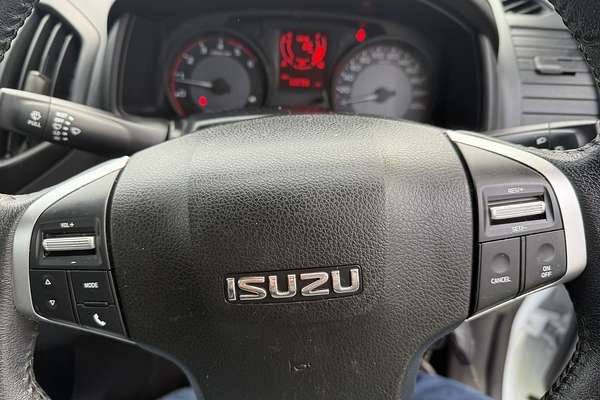 2019 Isuzu D-MAX SX High Ride Rear Wheel Drive