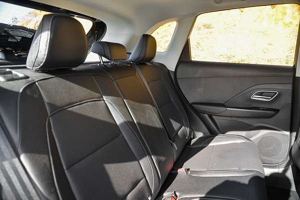 2025 MG ZS Essence ZS32