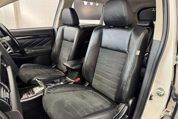 2017 Mitsubishi Outlander PHEV XLS 4WD AUTO