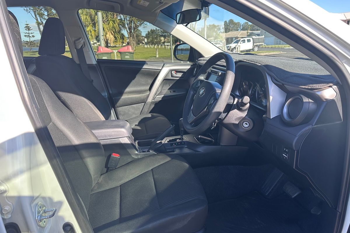 2017 Toyota RAV4 GX ZSA42R