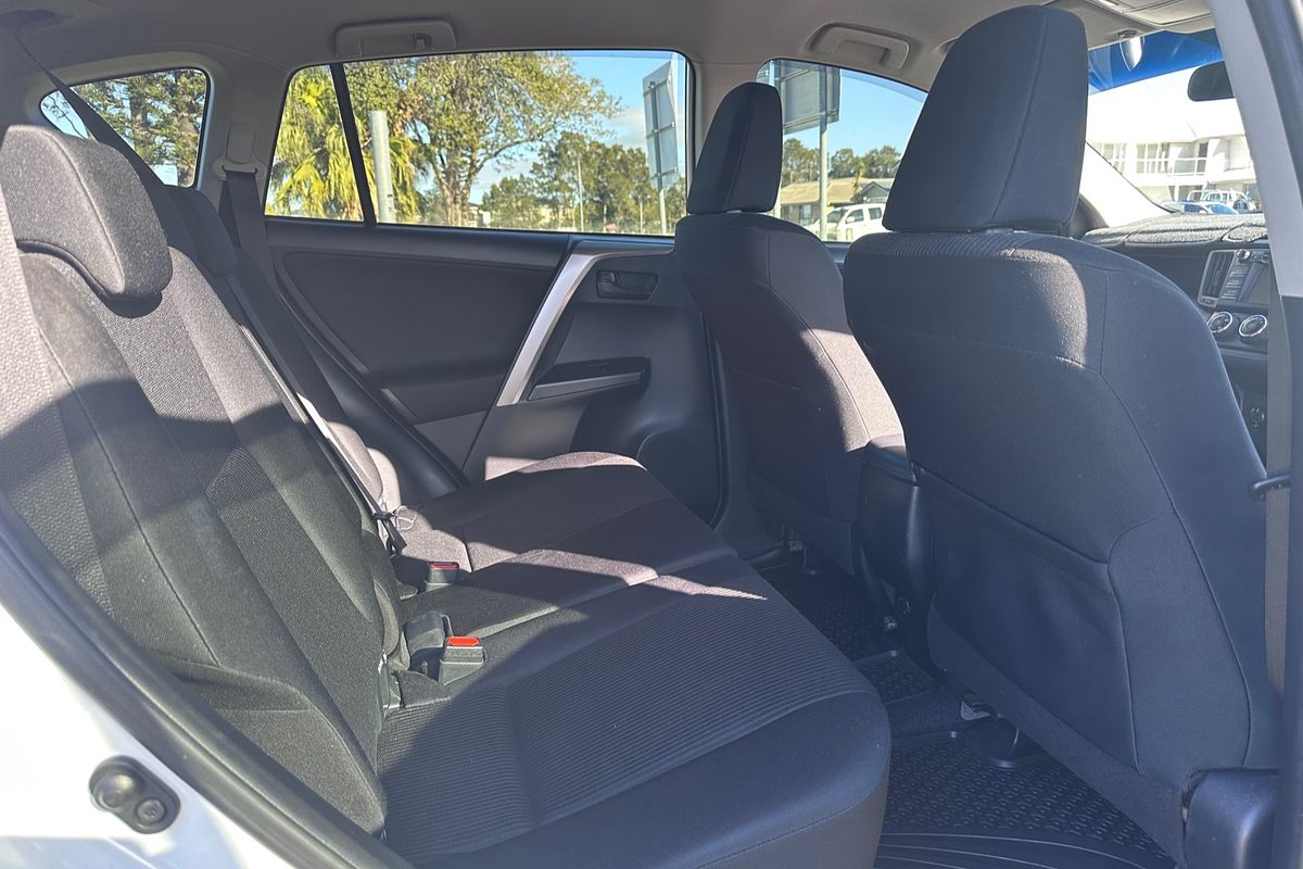 2017 Toyota RAV4 GX ZSA42R