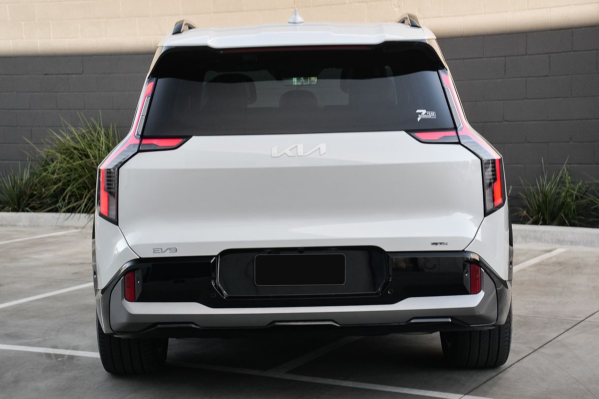 2023 Kia EV9 GT-Line MV