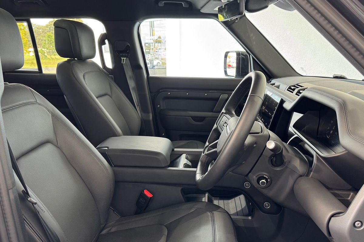 2024 Land Rover Defender 110 P400 X-Dynamic HSE L663