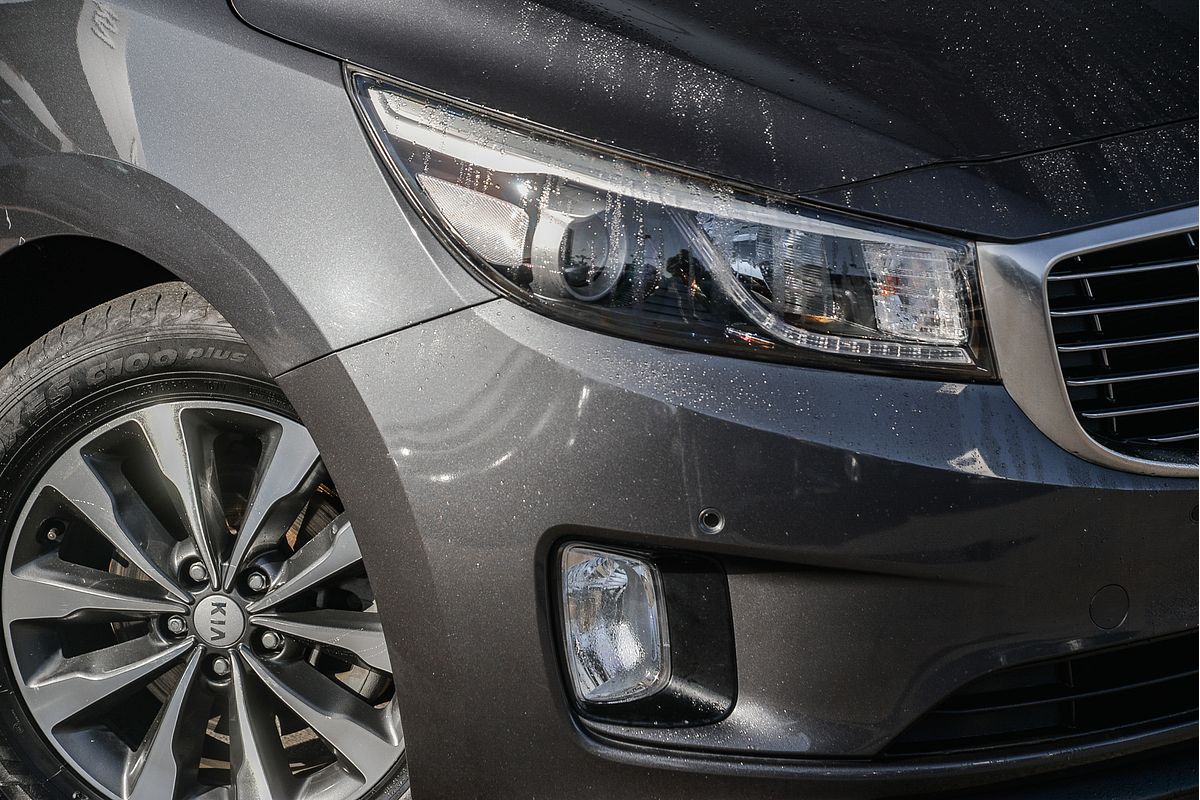 2017 Kia Carnival SLi YP