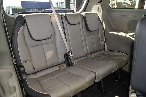 2017 Kia Carnival SLi YP
