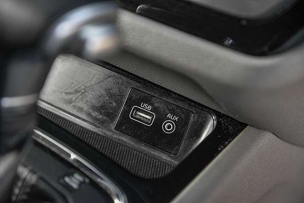 2017 Kia Carnival SLi YP