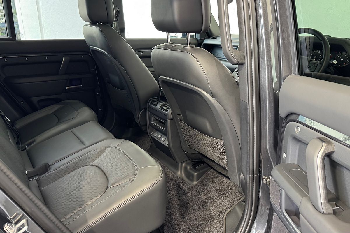 2024 Land Rover Defender 110 P400 X-Dynamic HSE L663