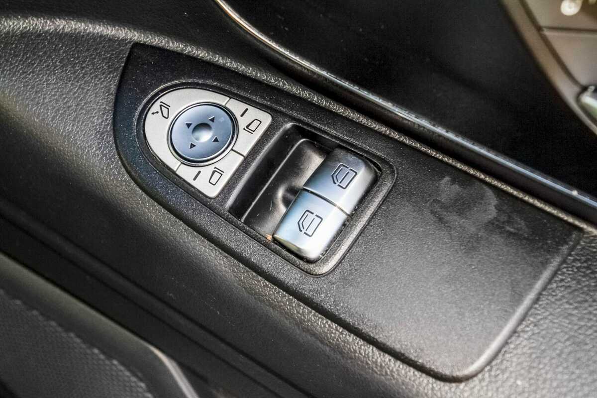 2017 Mercedes-Benz Valente 116BlueTEC 447