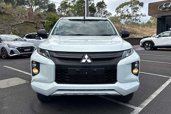 2021 Mitsubishi Triton GLX MR 4X4