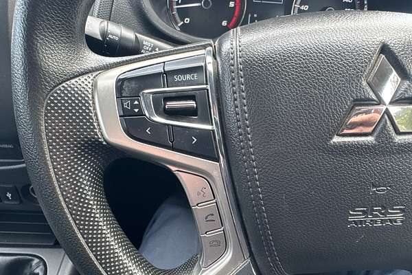 2021 Mitsubishi Triton GLX MR 4X4