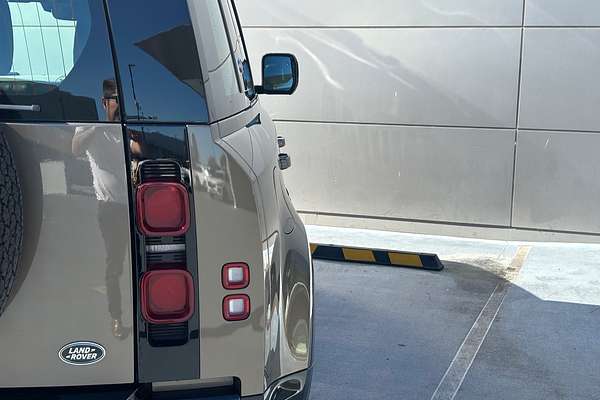 2021 Land Rover Defender 110 P400 X-Dynamic HSE L663