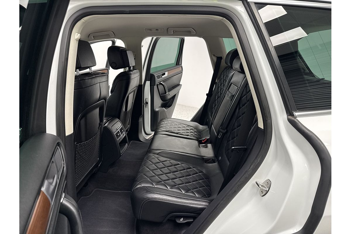2016 Volkswagen Touareg Wolfsburg Edition 7P