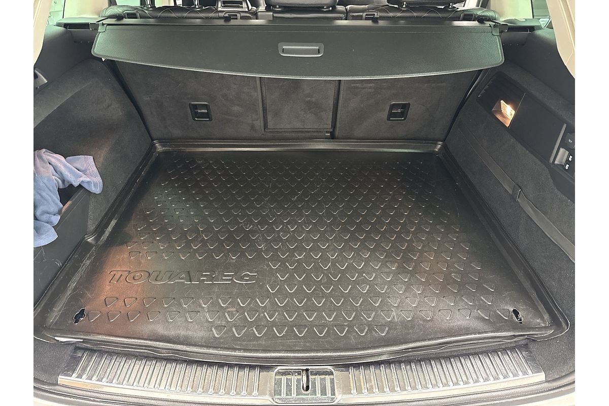 2016 Volkswagen Touareg Wolfsburg Edition 7P