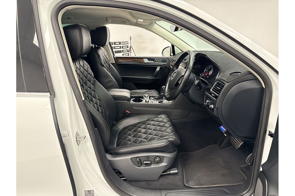 2016 Volkswagen Touareg Wolfsburg Edition 7P