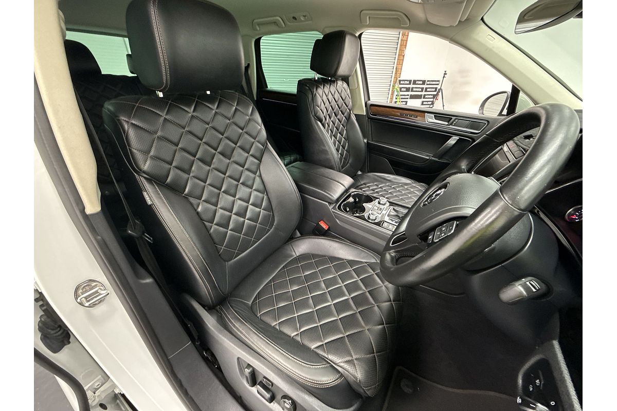 2016 Volkswagen Touareg Wolfsburg Edition 7P