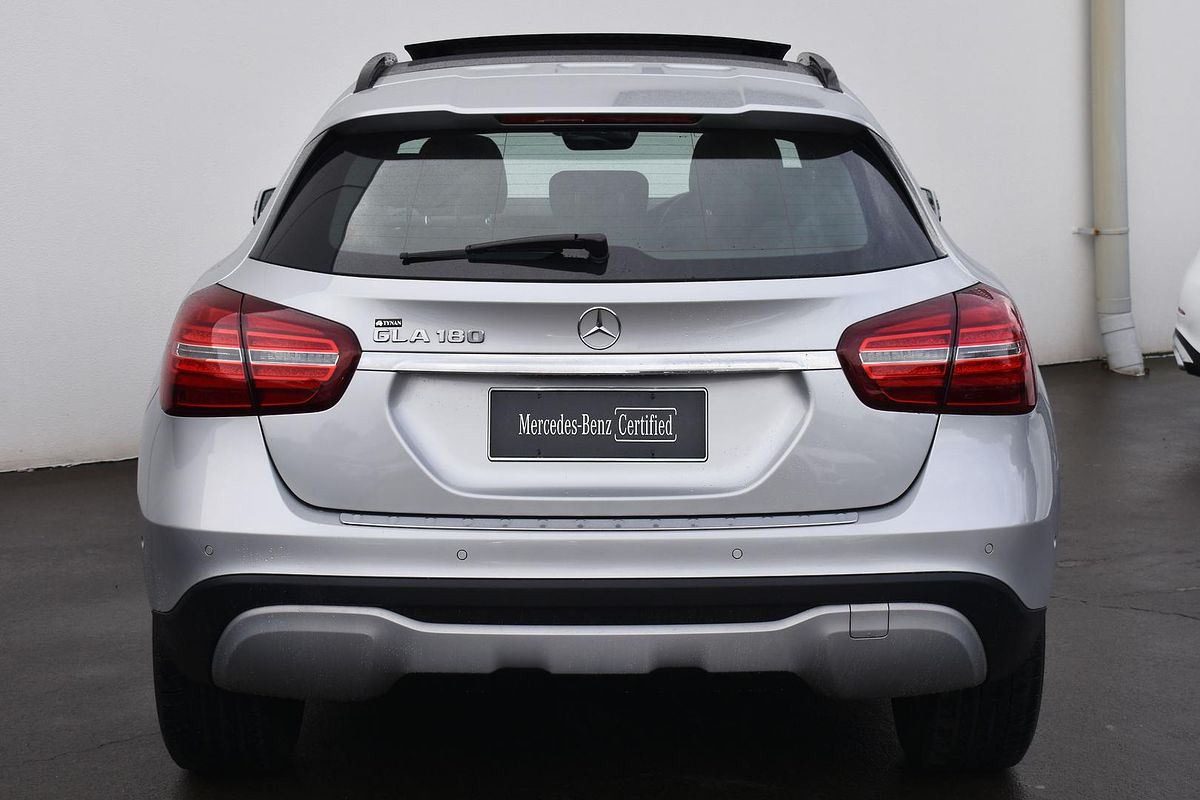 2017 Mercedes-Benz GLA-Class GLA180 X156