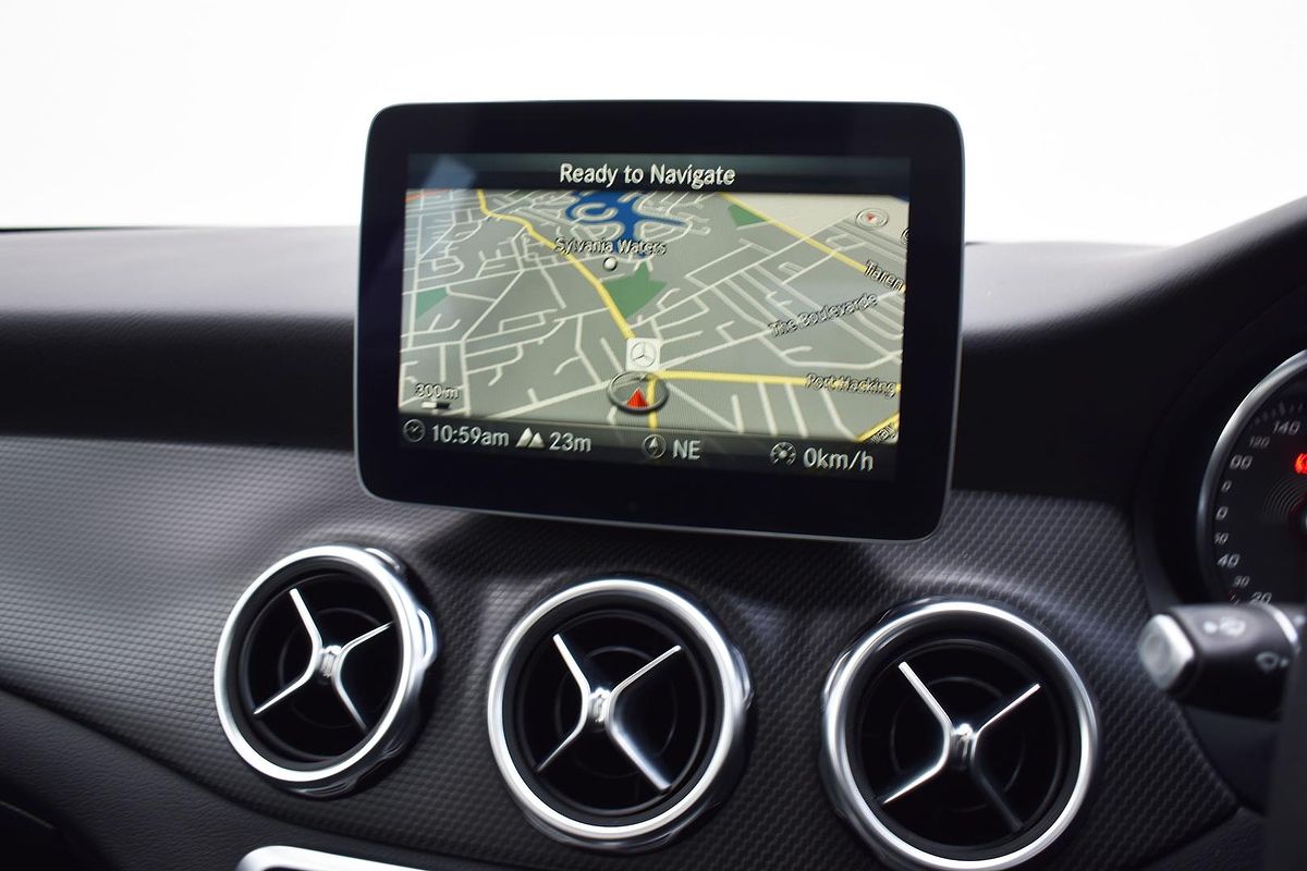 2017 Mercedes-Benz GLA-Class GLA180 X156