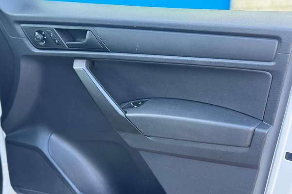 2017 Volkswagen Caddy TDI250 2KN SWB