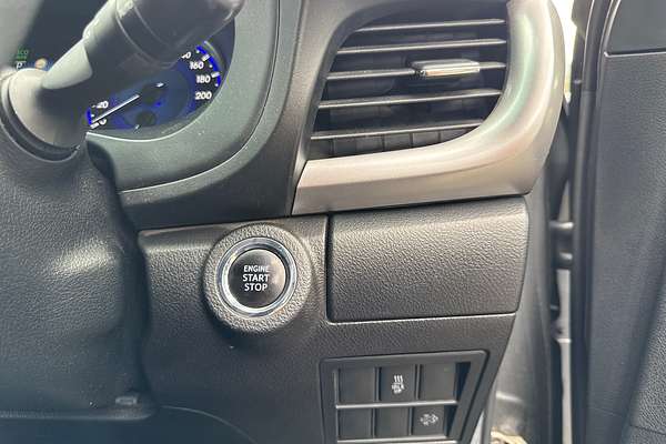2020 Toyota Hilux SR5 GUN126R 4X4
