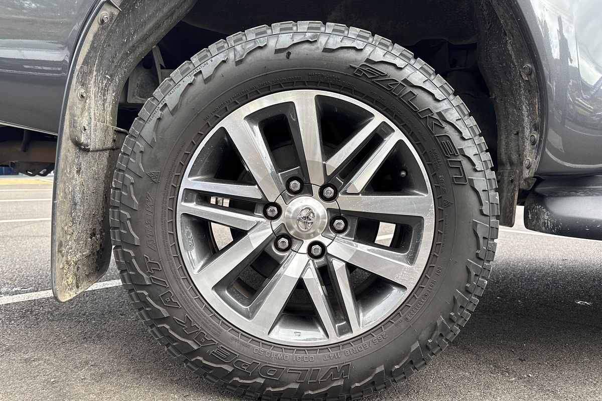 2020 Toyota Hilux SR5 GUN126R 4X4