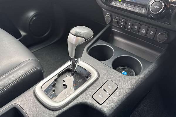 2020 Toyota Hilux SR5 GUN126R 4X4